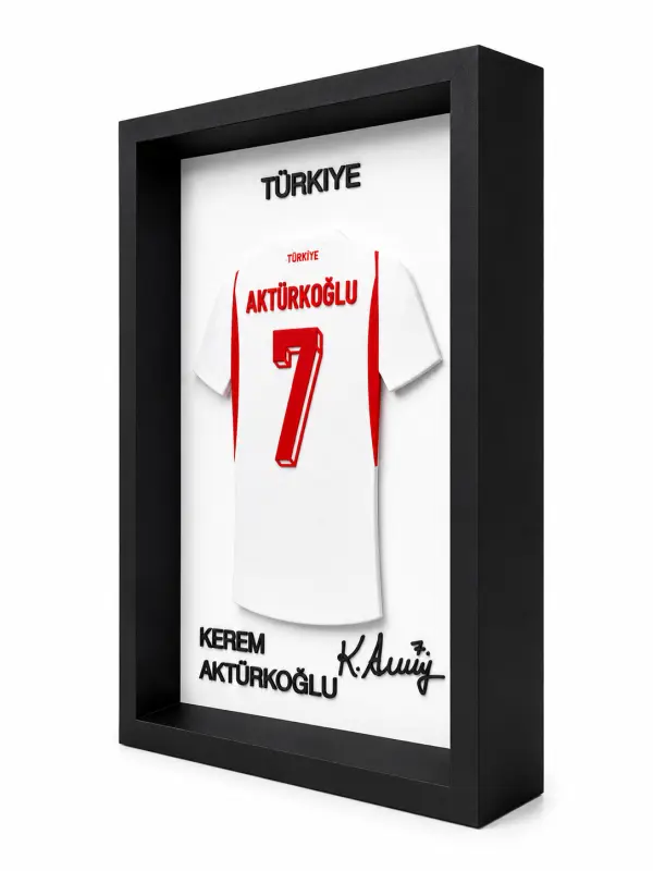 Kerem  Aktürkoğlu İmzalı Milli Takım Forma Çerçevesi 3