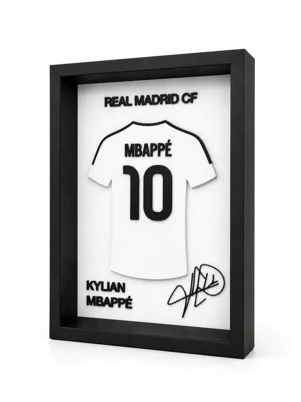 Real Madrid Kylian Mbappé Forma Çerçevesi 3