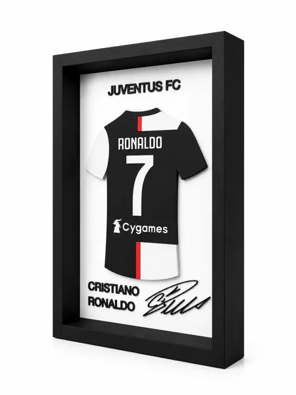 Juventus Cristiano Ronaldo İmzalı Forma Çerçevesi 3